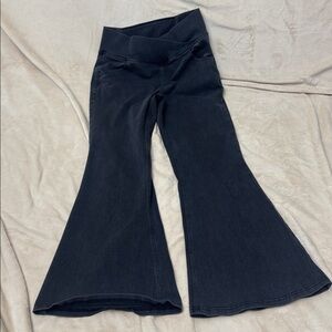 Halara Women's Flared Jeans in Faded Black Sz L